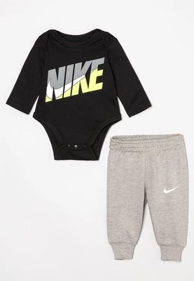 Body Nike Sportswear