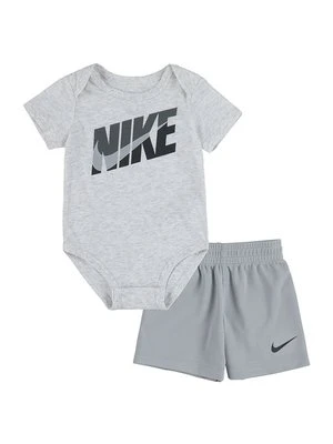 Body Nike Sportswear