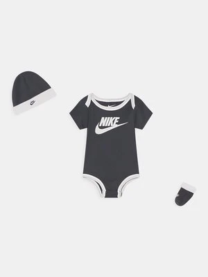 Body Nike Sportswear