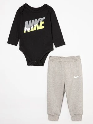 Body Nike Sportswear