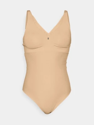 Body Triumph nude