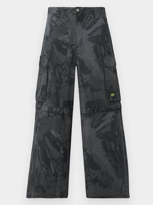 Bojówki adidas Originals