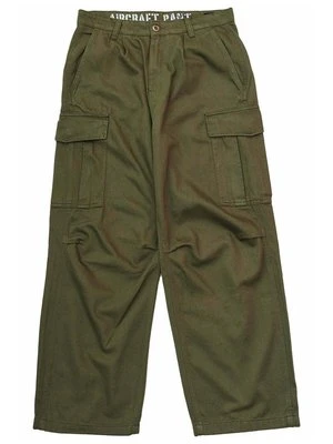 Bojówki alpha industries