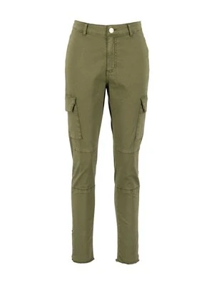 Bojówki alpha industries