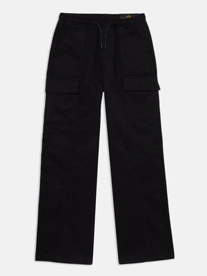 Bojówki alpha industries