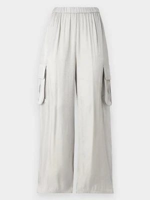 Bojówki Armani Exchange