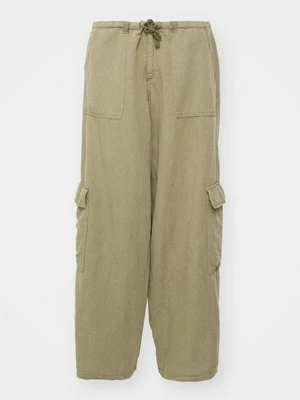 Bojówki BDG Urban Outfitters