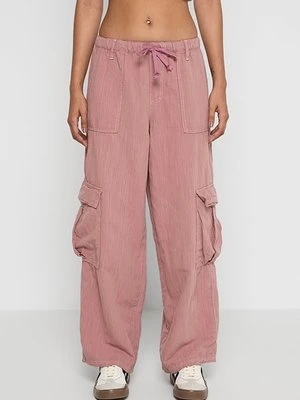 Bojówki BDG Urban Outfitters
