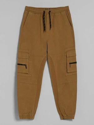 Bojówki Bershka