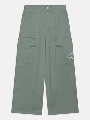 Bojówki Calvin Klein Jeans