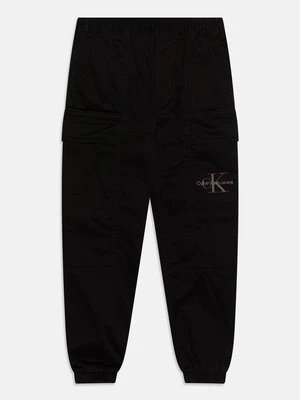 Bojówki Calvin Klein Jeans