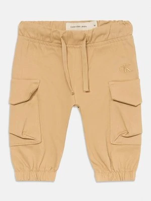 Bojówki Calvin Klein Jeans