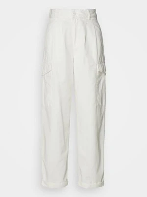 Bojówki Carhartt WIP