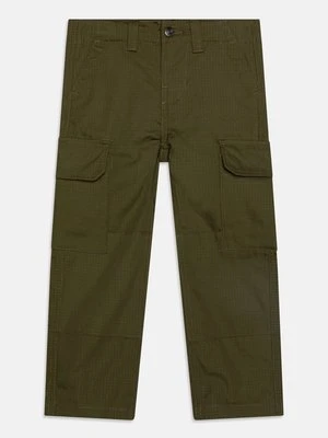 Bojówki Dickies