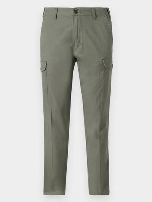 Bojówki Dockers