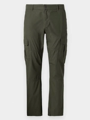 Bojówki Dockers