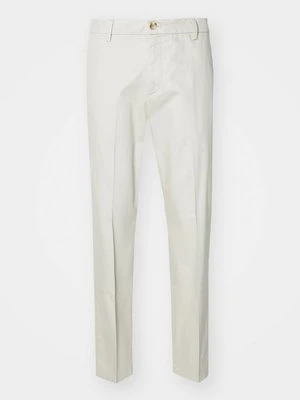 Bojówki Dockers