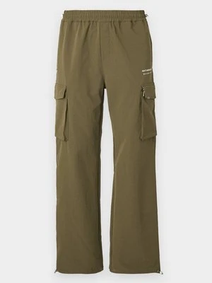 Bojówki Don't Waste Culture