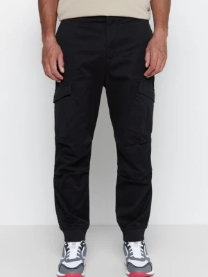 Bojówki EA7 Emporio Armani czarny