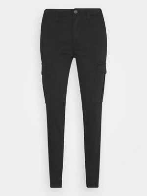Bojówki jack & jones