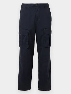 Bojówki Lyle & Scott