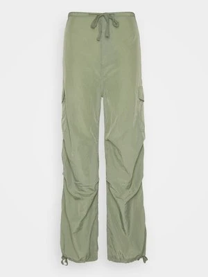 Zdjęcie produktu Bojówki Monki