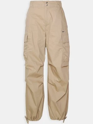 Bojówki Nike Sportswear