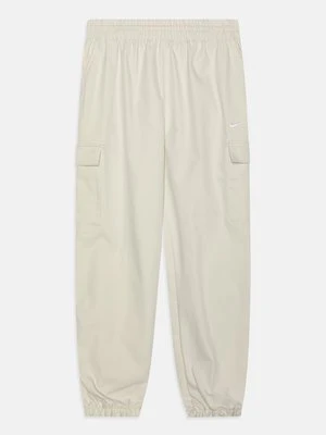 Bojówki Nike Sportswear