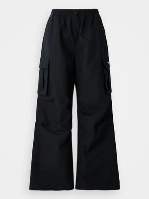 Bojówki Nike Sportswear