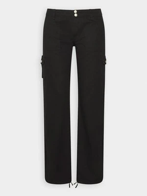 Bojówki Nly by Nelly