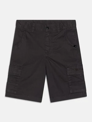 Bojówki Quiksilver