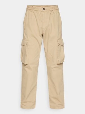 Bojówki Redefined Rebel