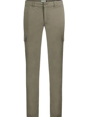 Bojówki State of Art