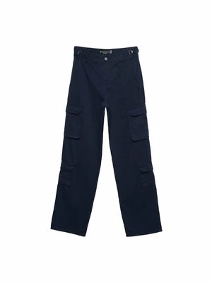 Bojówki Stradivarius