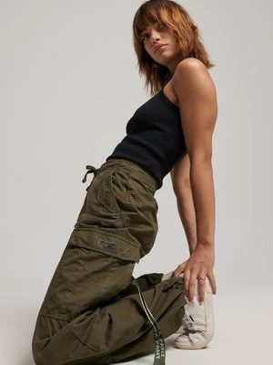 Bojówki Superdry & Co