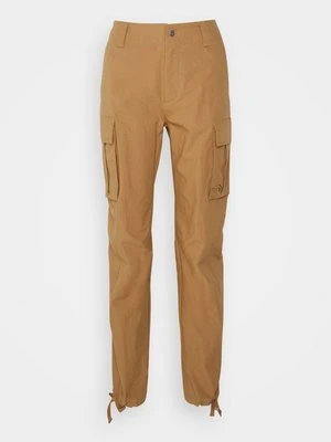 Bojówki The North Face