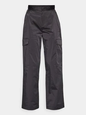 Bojówki Tommy Jeans