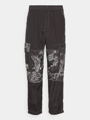 Bojówki Versace Jeans Couture