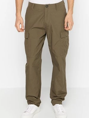 Bojówki Volcom