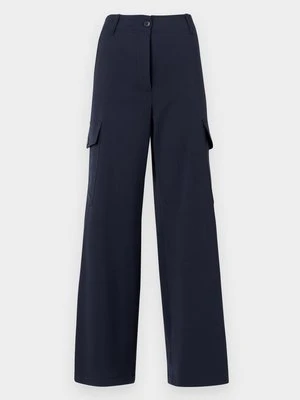 Bojówki WEEKEND MaxMara