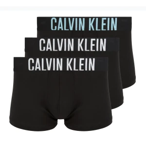 Bokserki męskie Calvin Klein 000NB3608A Trunk 3 pary black w/ harbor mist logo/ black w