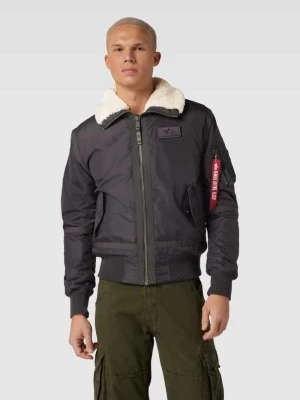 Bomberka z naszywką z logo alpha industries