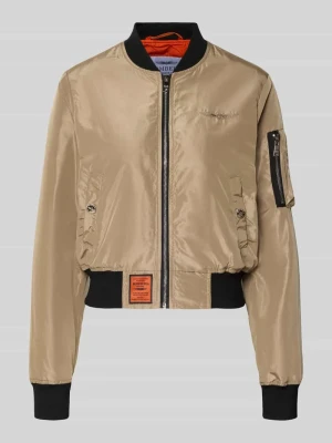 bomberka z naszywką z logo i kieszenią zapinaną na zamek błyskawiczny na rękawie Original Bombers