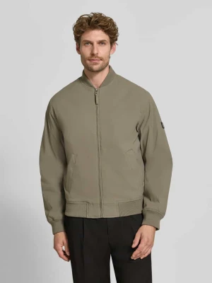 Bomberka z zamkiem błyskawicznym i wpuszczanymi kieszeniami Jack&Jones Khaki