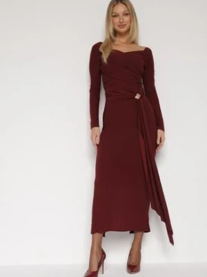 Bordowa Dopasowana Sukienka z Ozdobnym Marszczeniem Trenem i Rozcięciem Alutria