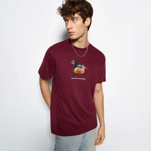 Bordowa koszulka z nadrukiem hot doga House