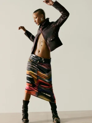 Bordowa kurtka imitująca skórę Desigual