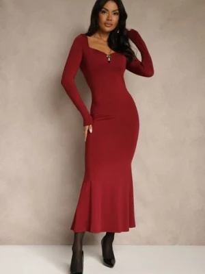 Bordowa Sukienka Koktajlowa z Wiskozą i Metaliczną Klamrą przy Dekolcie Refire