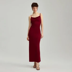 Bordowa sukienka maxi bodycone na ramiączkach House
