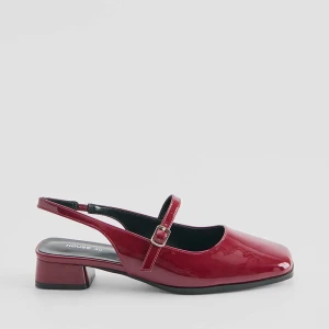 Bordowe baleriny na niskim obcasie z paskiem i odkrytą piętą House